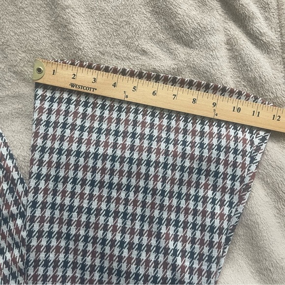 SO. Knit Flare Stretchy legging. Size L, Checkard - Picture 7 of 7